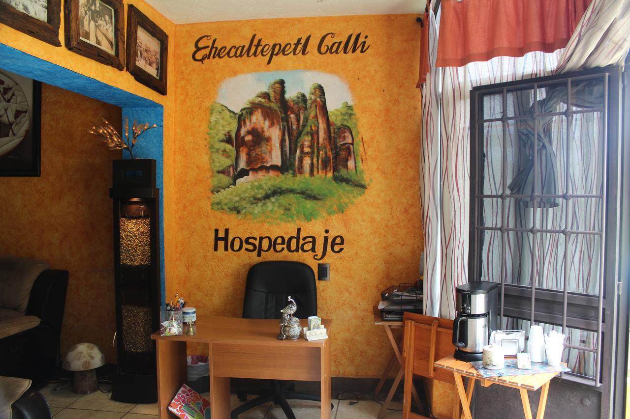 Posada Ehecaltepetl Calli เตโปซตลัน ภายนอก รูปภาพ