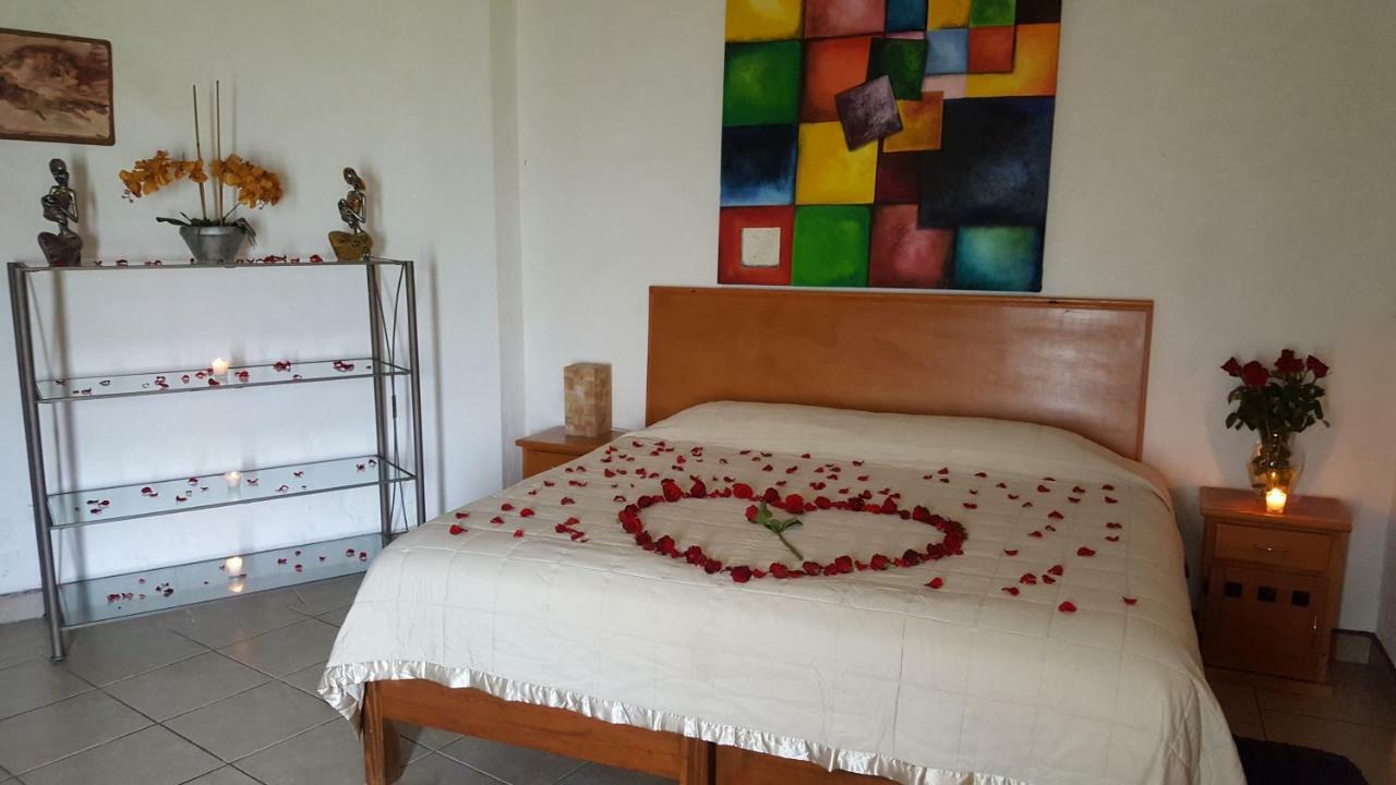 Posada Ehecaltepetl Calli เตโปซตลัน ภายนอก รูปภาพ